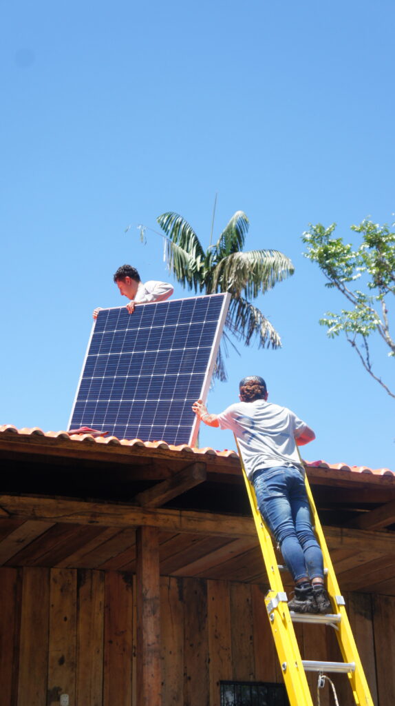 energia solar, paneles solares, fincas y ranchos energia electrica